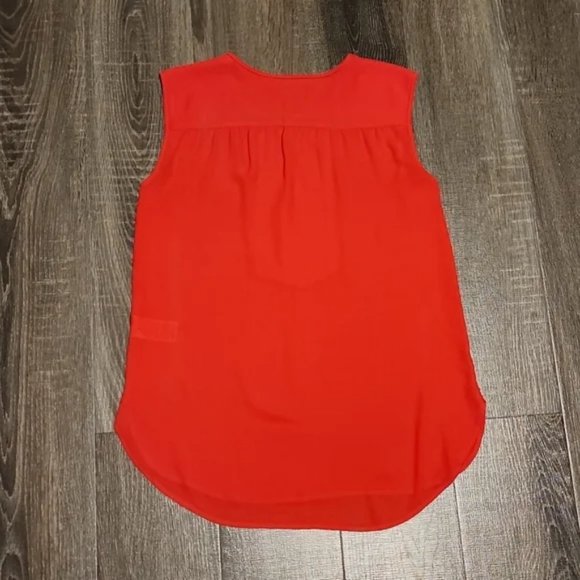 🍁 J.Crew keyhole sleeveless Top 🍁 - Picture 4 of 4